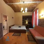 Old Town Apartament *